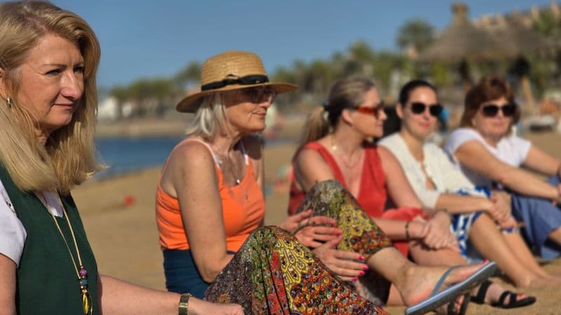 Thrive in English, Thrive in Life: A Wellbeing-Centered Teacher/Staff Journey (English lang. developm.)